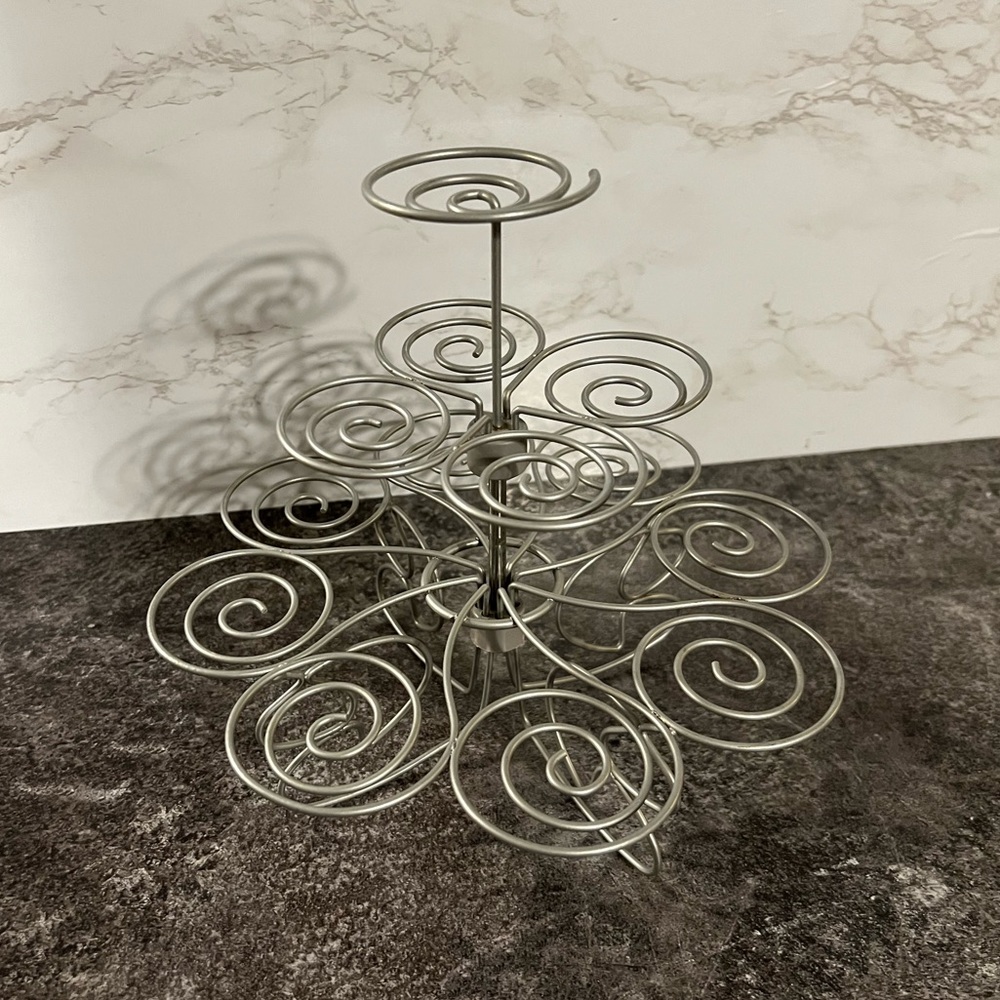 Wilton Cupcake Tower Holder